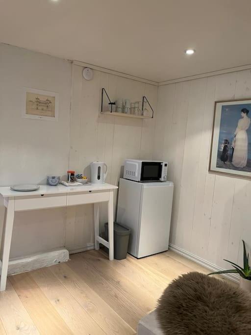 Hybel Med Bad Daire Egersund Dış mekan fotoğraf